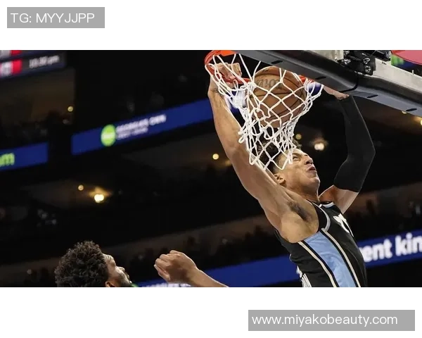 杰伦约翰逊25+10+8，老鹰反转太阳获得五连胜，狄龙空砍34分